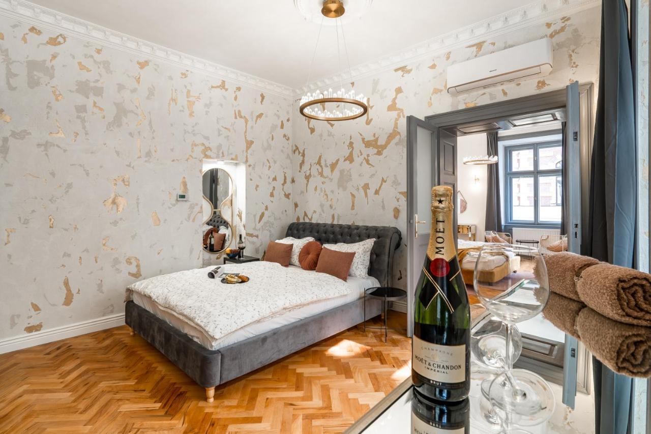Apartment Emperor Castle View Prag