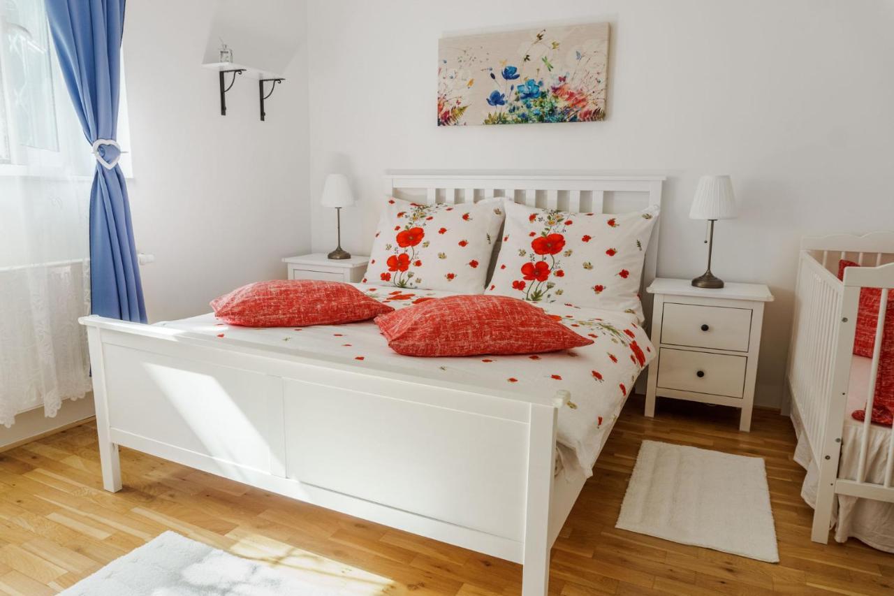 Apartment Apartman 4 - Krc *