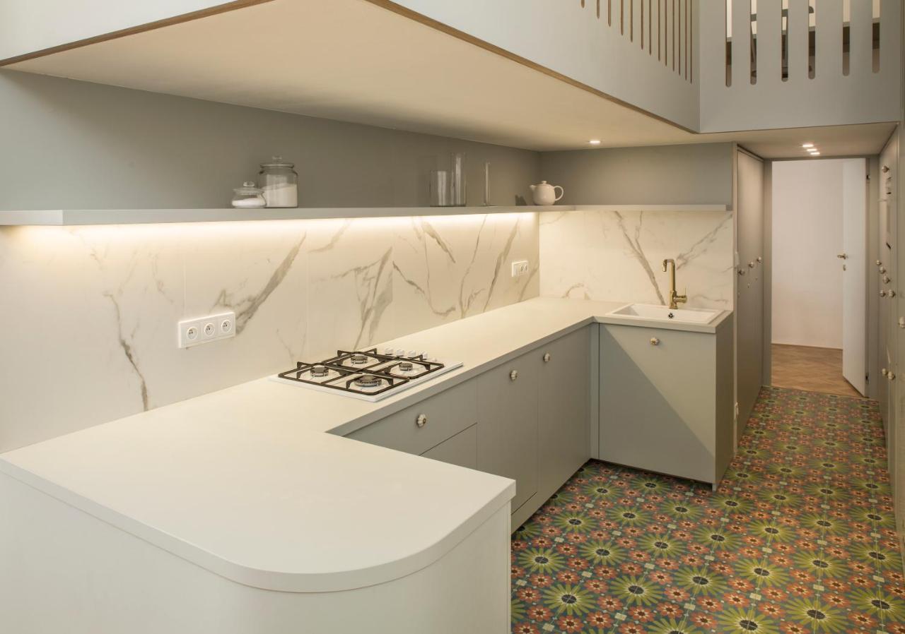 Downtown Designer Karlin Apartment Prague