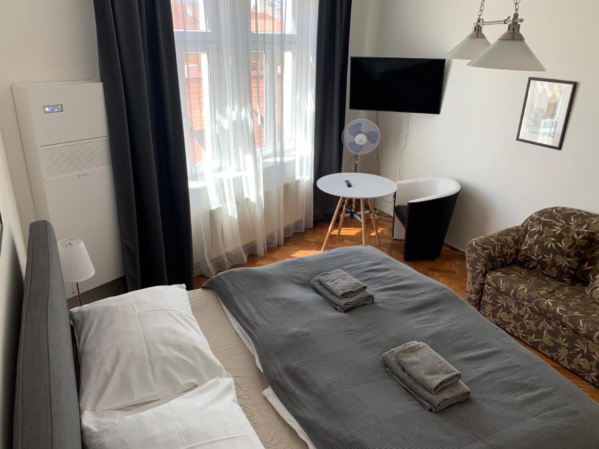 Apartment Skolska Prague