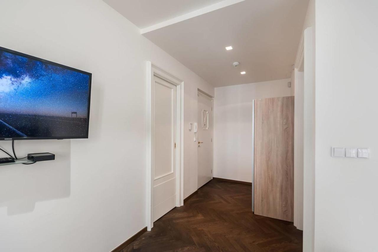 Palace Dlouha - Old Town Apartment Prague