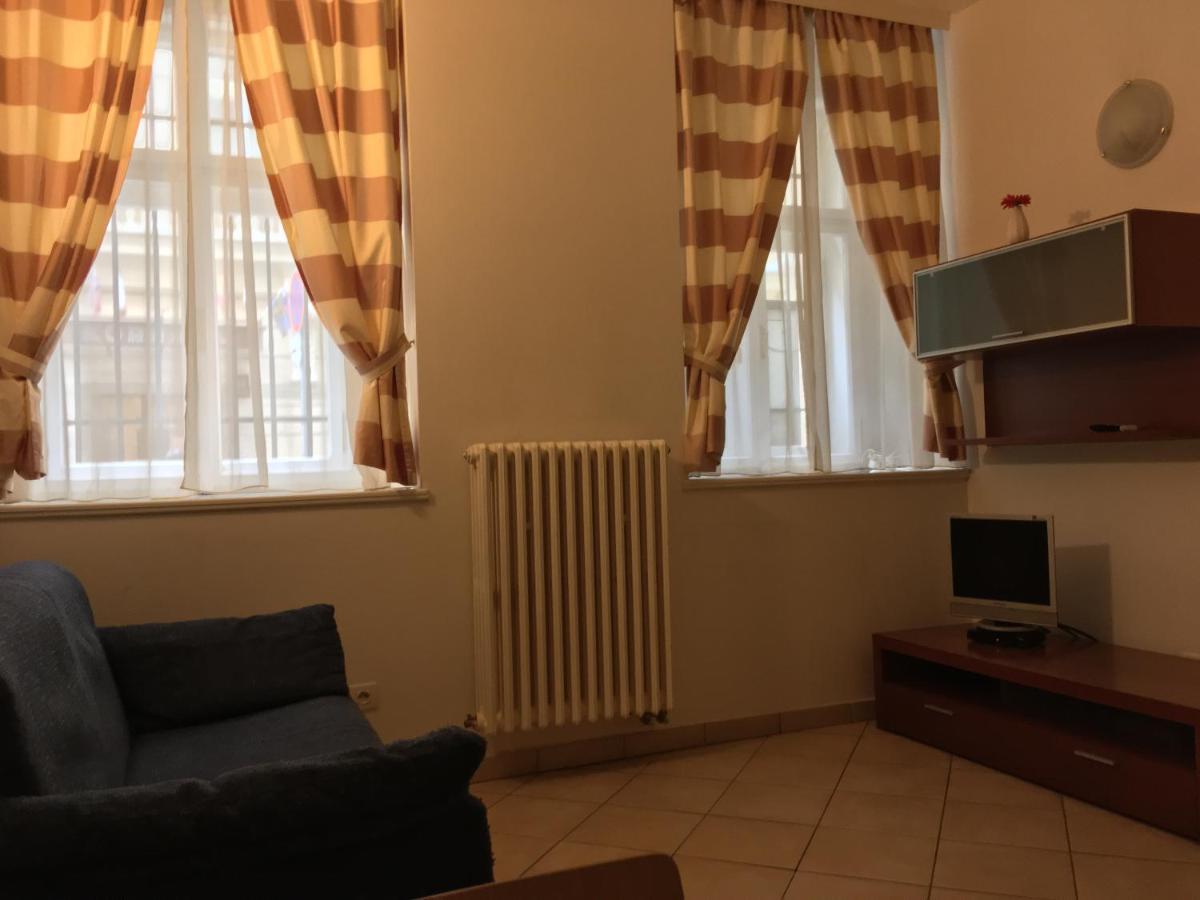 La Familia Aparthotel Prague