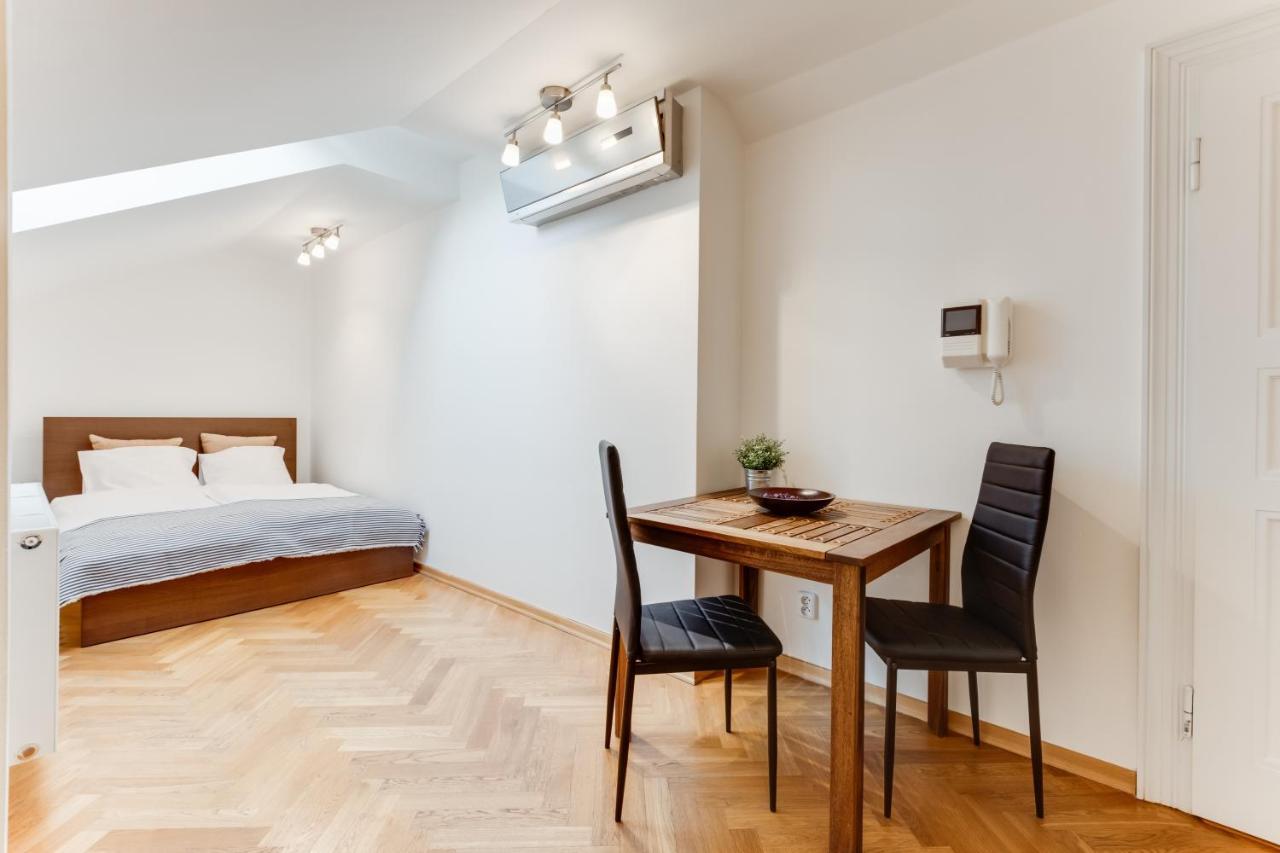 Daire Jt's Bilkova Str. Prag