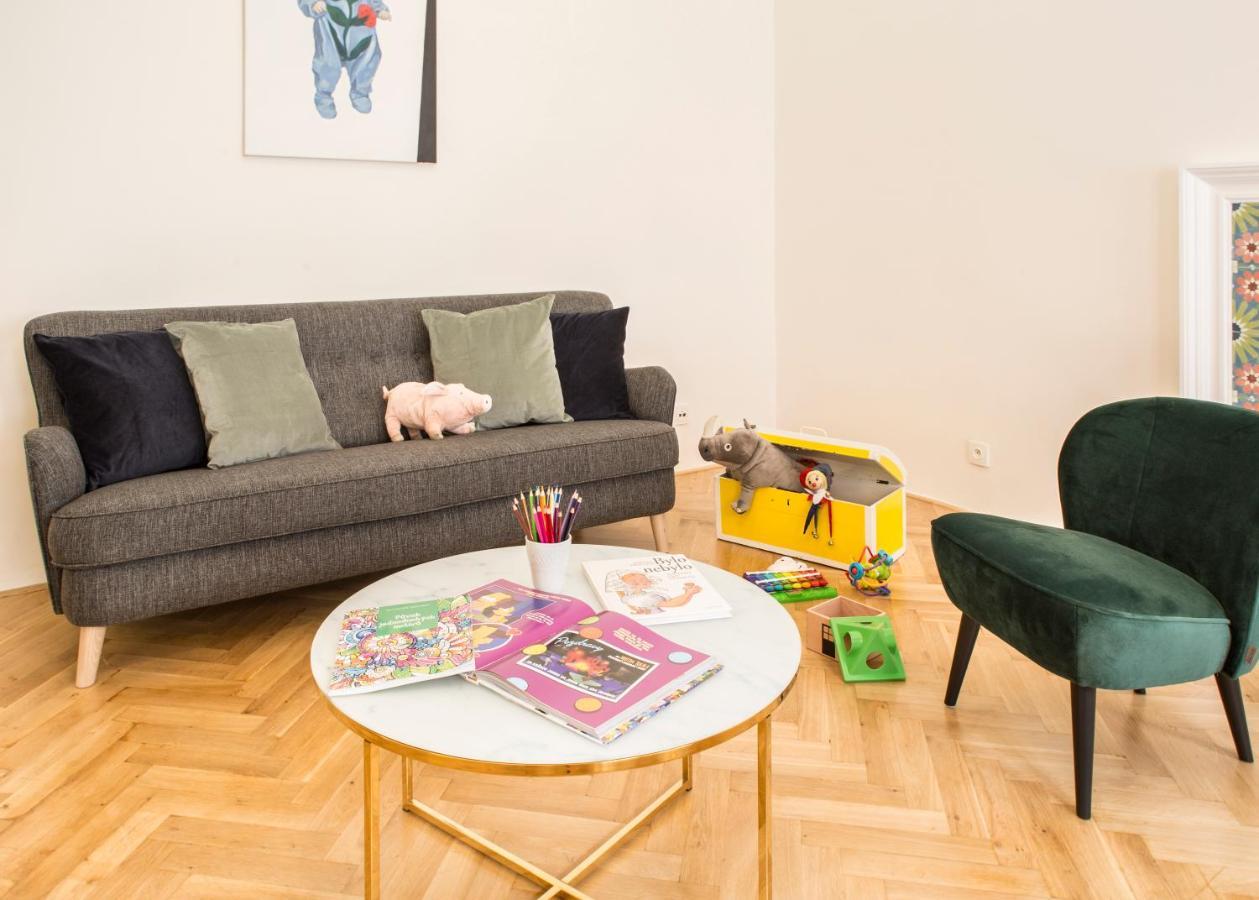 Downtown Designer Karlin * Prague