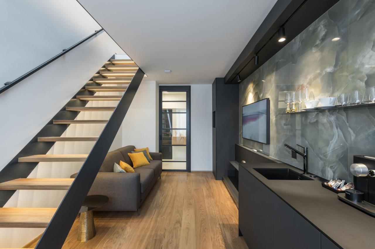Fully Renovated Stylish Duplex In A Convenient Location * Prague