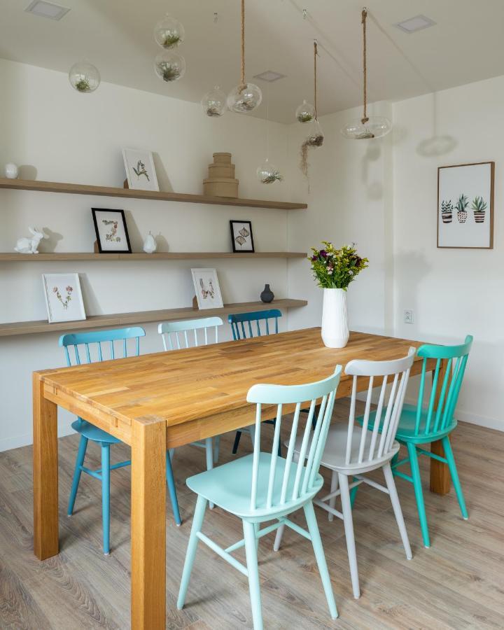 Minimalistic House In Vinohrady By Days Tatil Evi *
