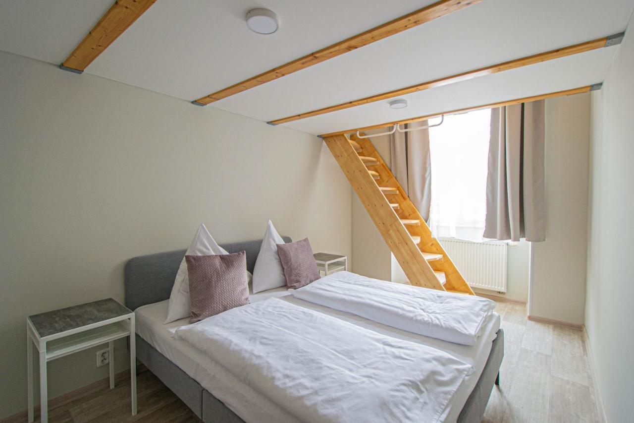 Sightseeing By Ruterra Apartment