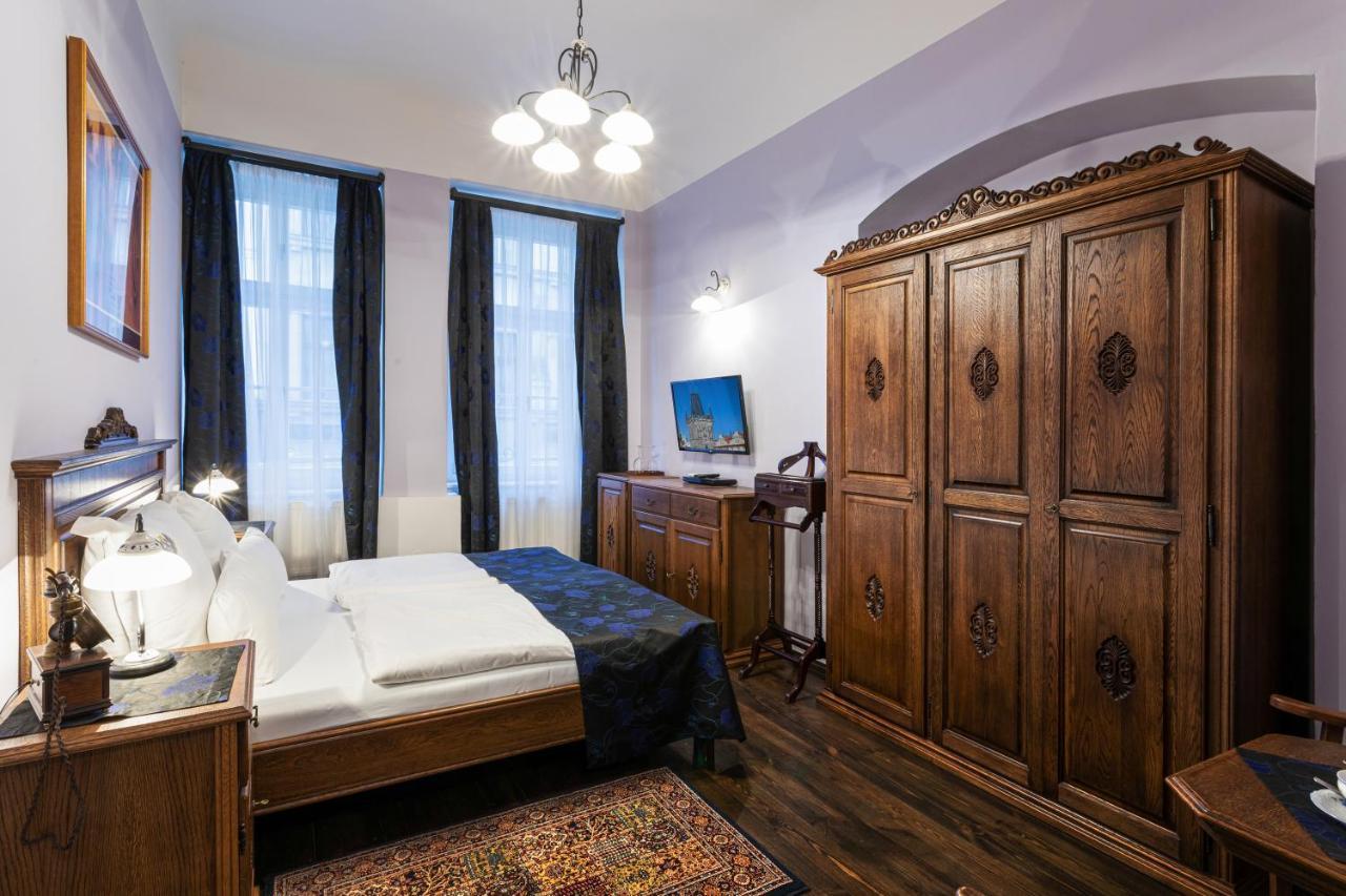 U Cerneho Orla 4* Prague
