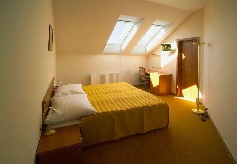 Hotel Centre Plaza 3*