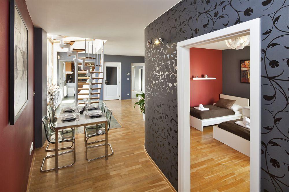 Hotel Ibis Wenceslas Square 3*