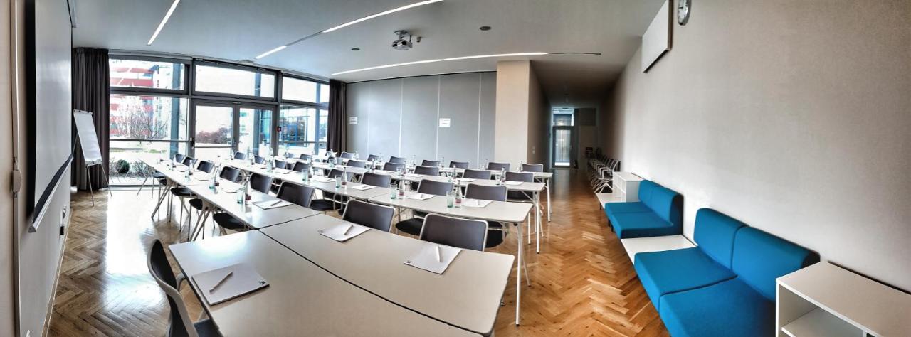 Otel Airport By Ihg