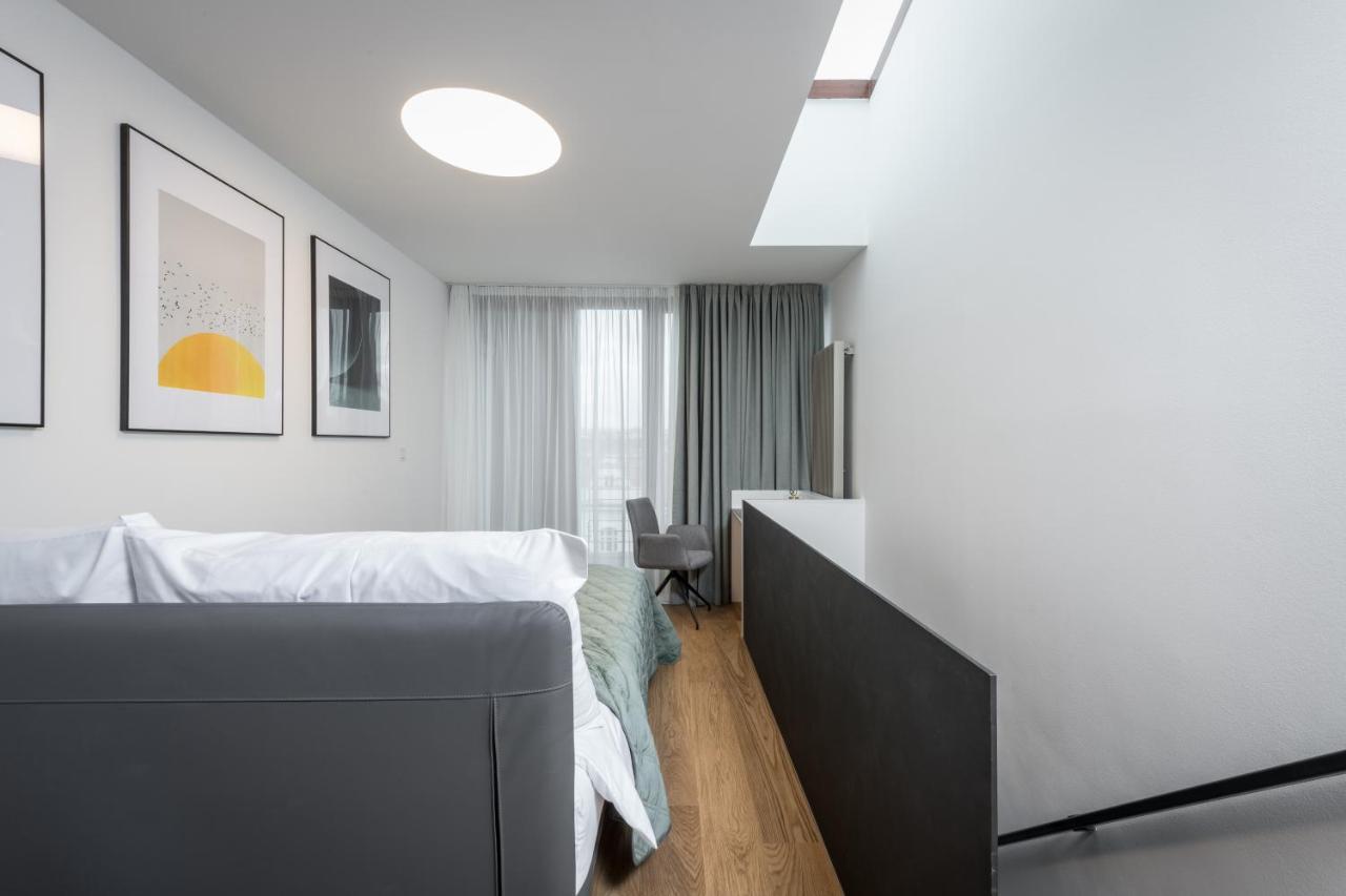 Fully Renovated Stylish Duplex In A Convenient Location * Prague