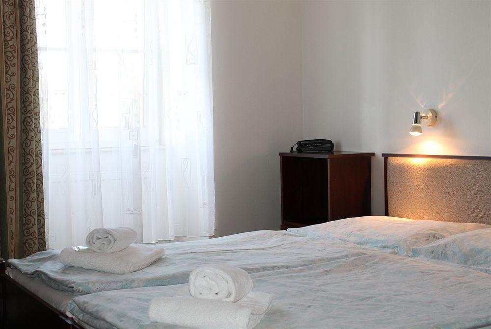 Otel U Ceske Koruny 3*