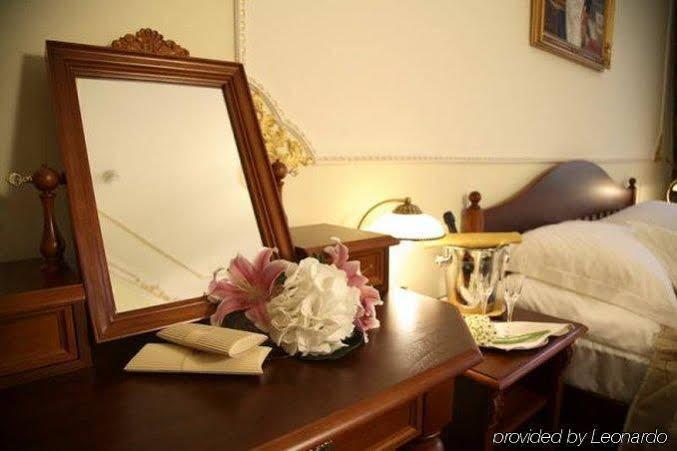 General Boutique & Wellness 5* Prague