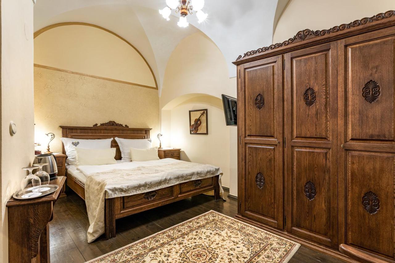 Hotel U Cerneho Orla