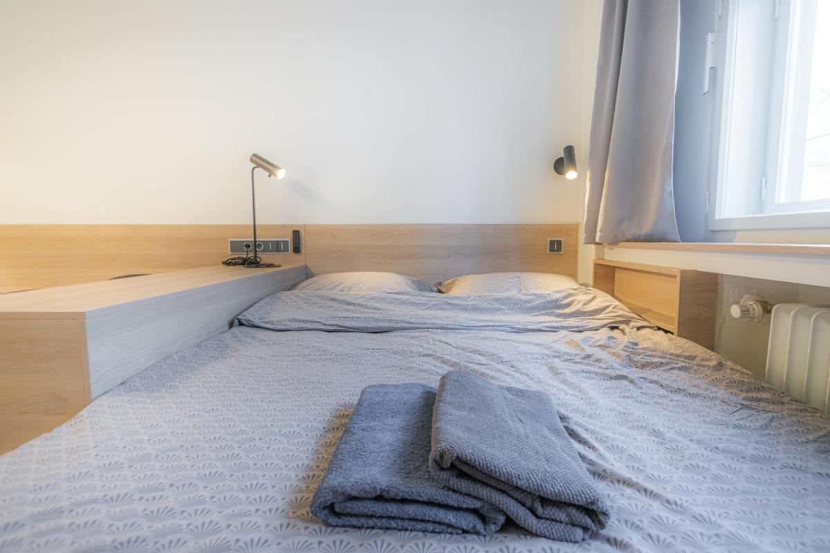 Business Andel, 10 Min To Centre, Netflix, Paid Parking * Prague