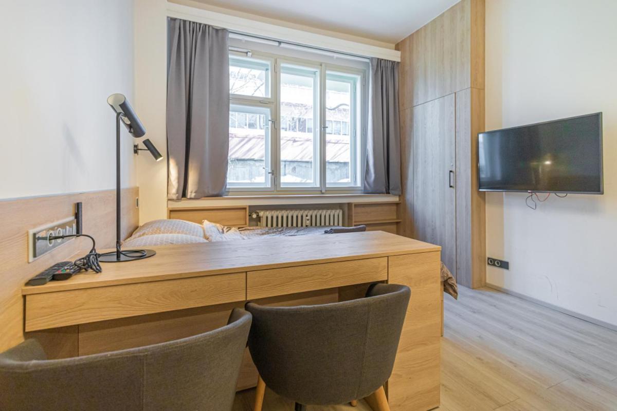 Business Andel, 10 Min To Centre, Netflix, Paid Parking * Prague