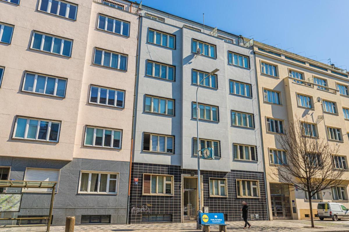 Business Andel, 10 Min To Centre, Netflix, Paid Parking Appartement