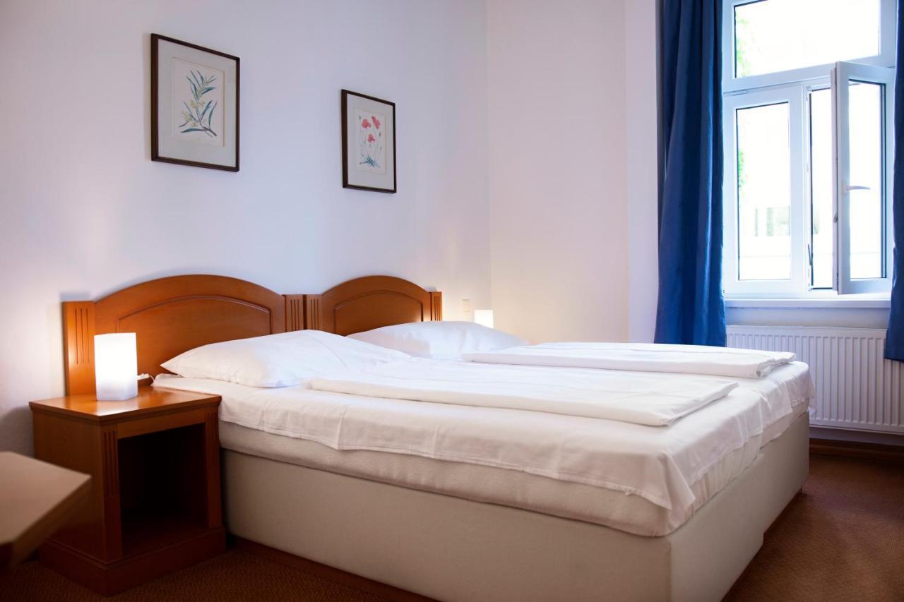 Josefina Guest house