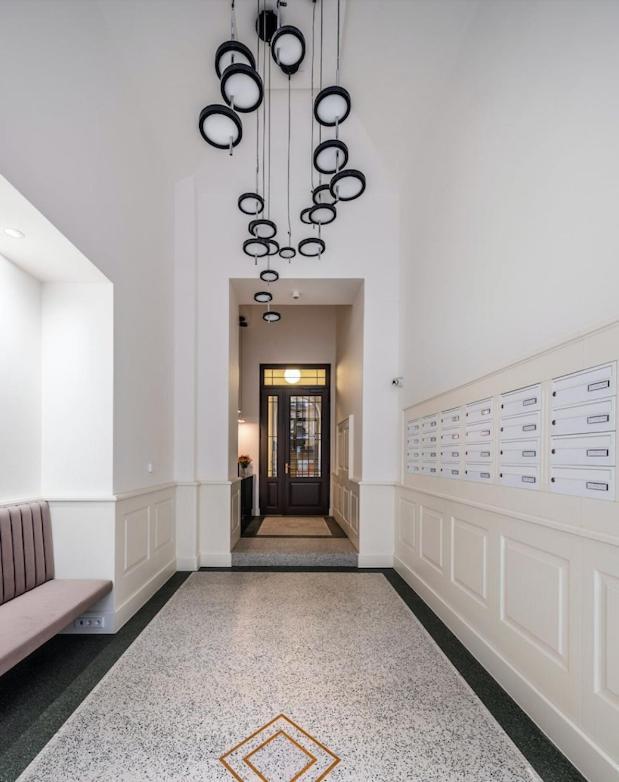 Apartment Palace Dlazdena - New Town Prague