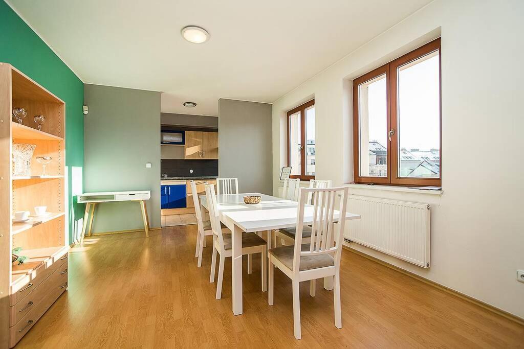 Daire Great Terrace In Big, Flat *