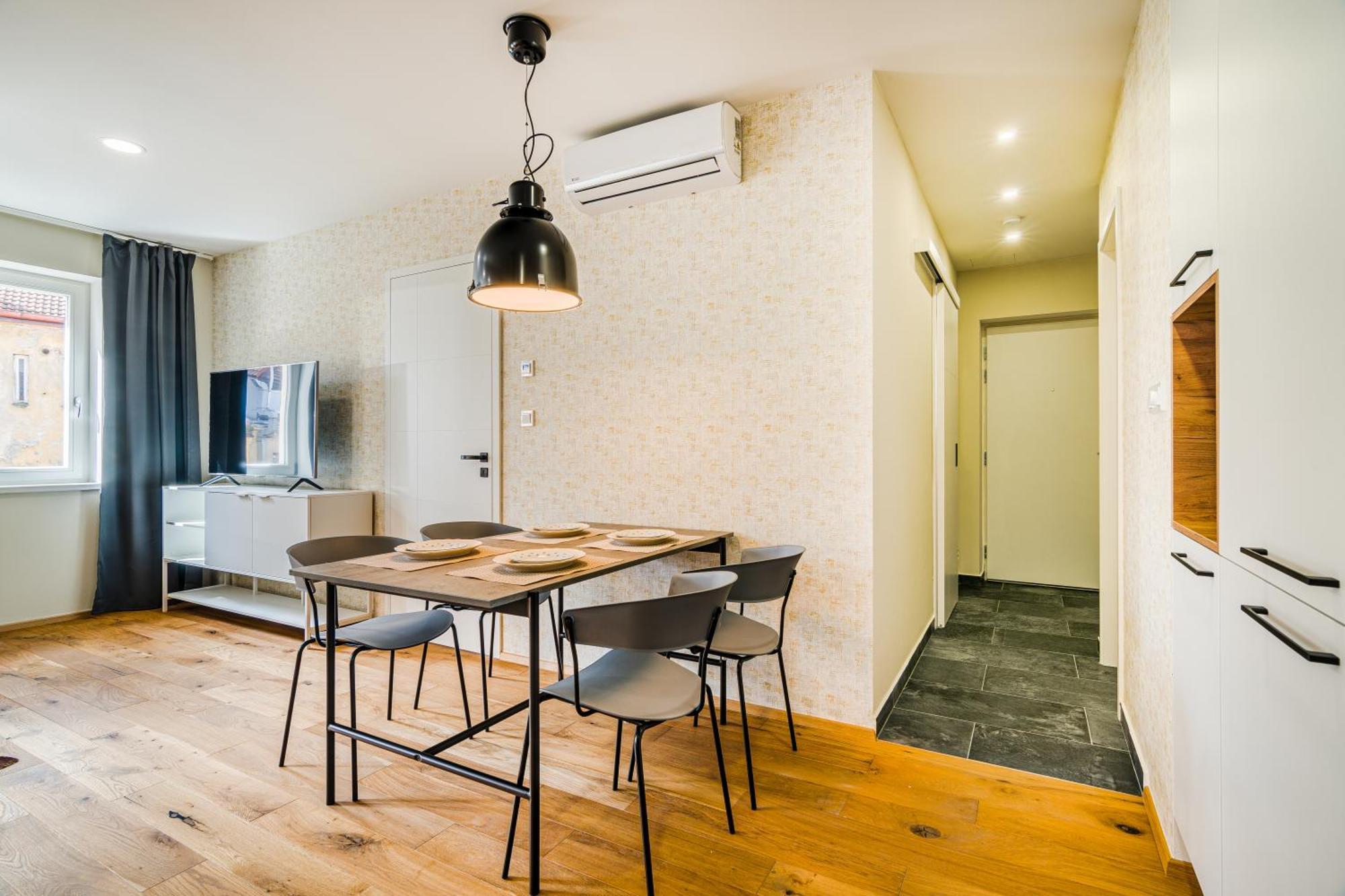 Appartement Days - Premium Loft W Terrace - View - Netflix - Ac *