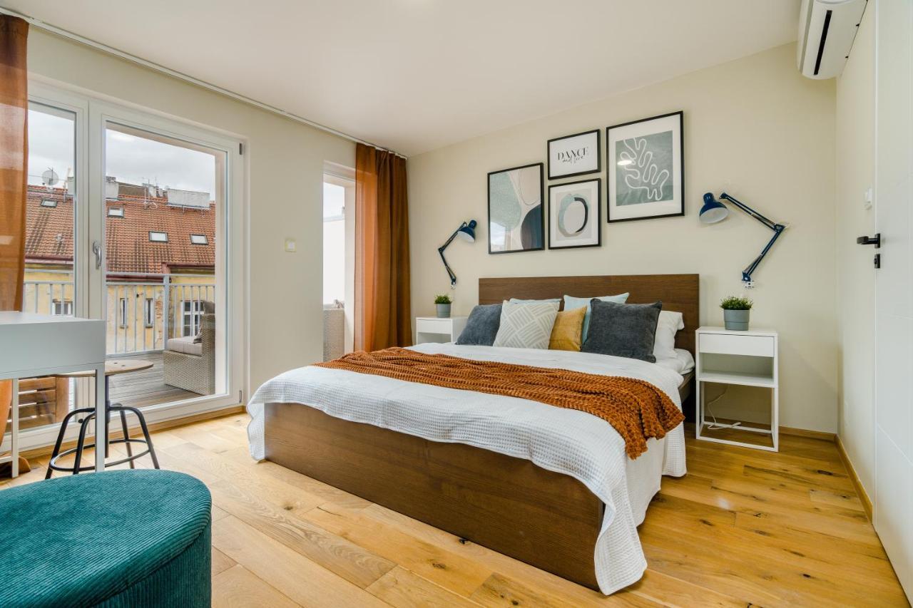 Days - Premium Loft W Terrace - View - Netflix - Ac Appartement Prague