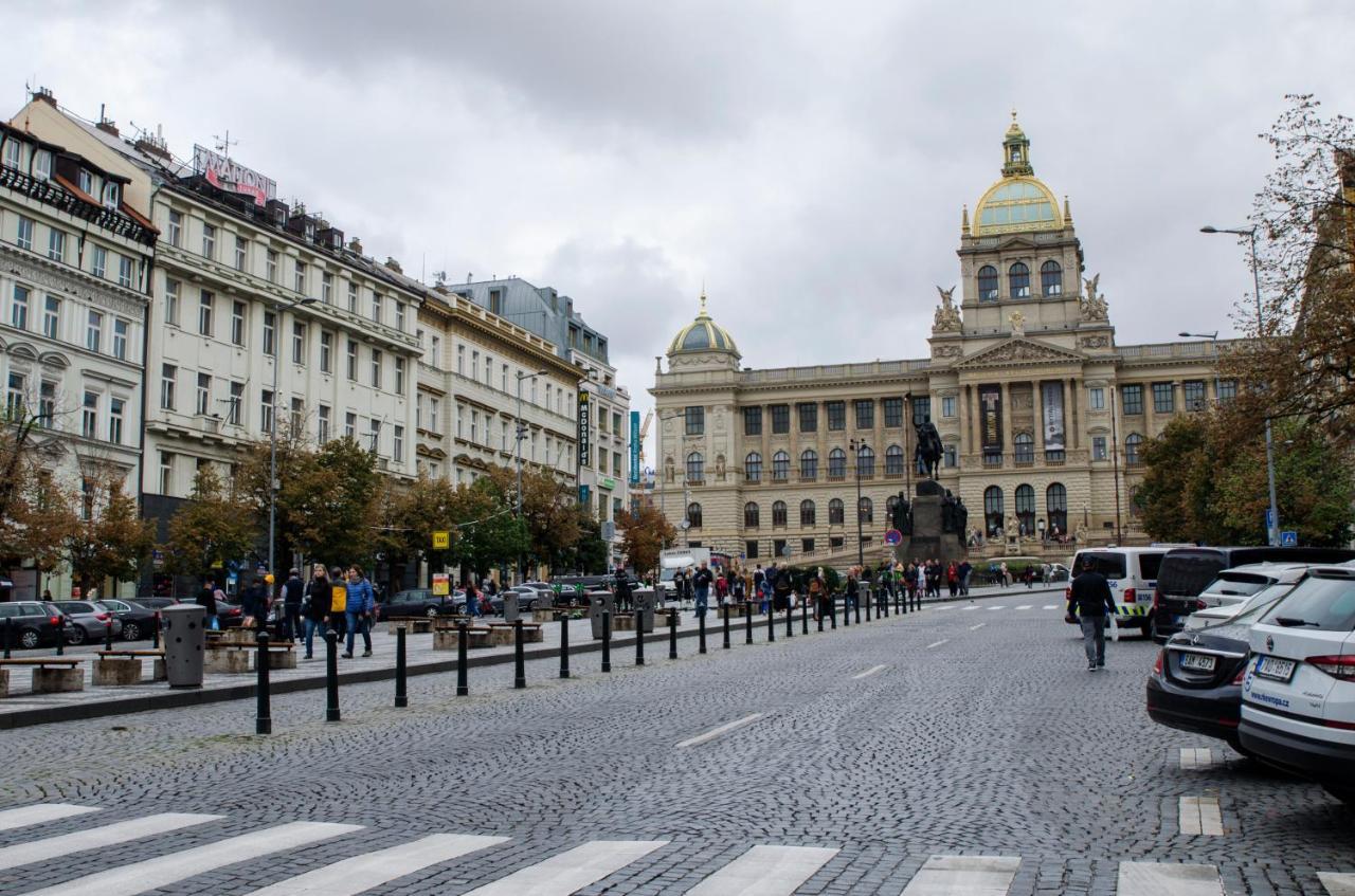 Exlusive Paris Style * Prague