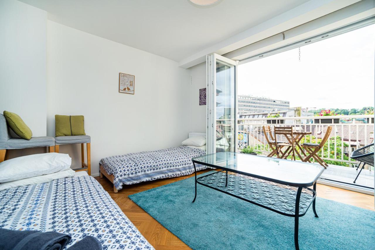 Appartement Central, Spacious, Modern 5 Bedrm Duplex W/balcony