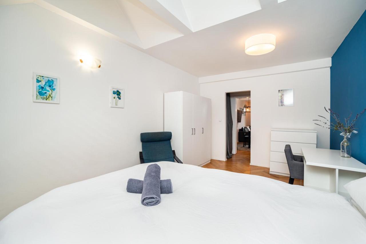 Appartement Central, Spacious, Modern 5 Bedrm Duplex W/balcony Prague