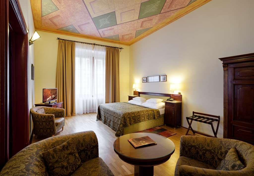 The Charles 4* Prague