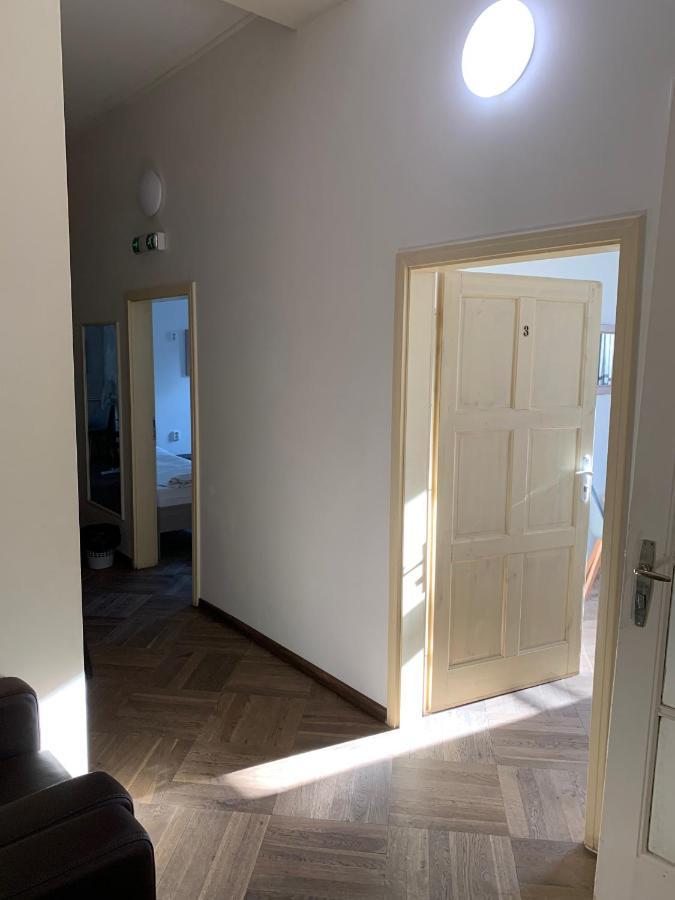 Hostel Onefam Old Town Prague