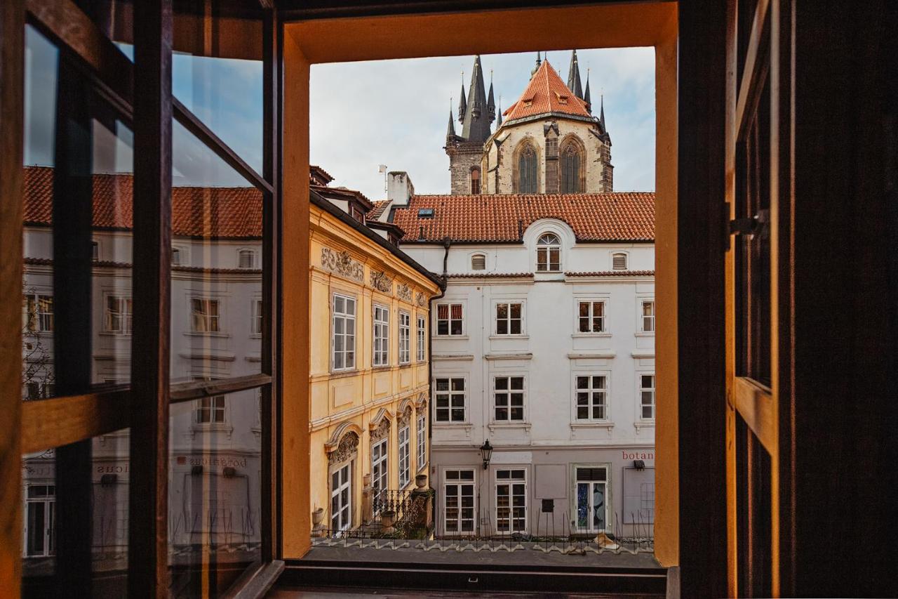 U Cerneho Medveda- At The Black Bear * Prague