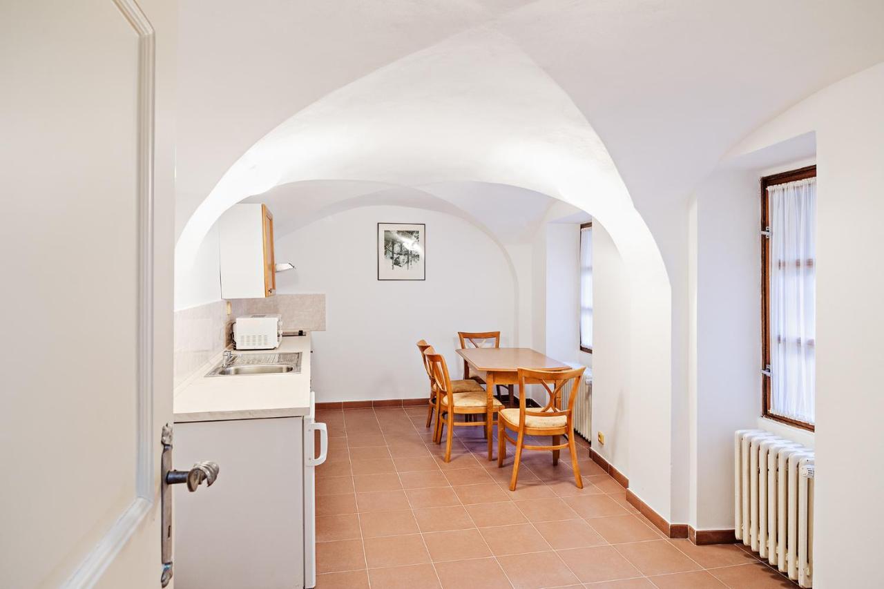 U Cerneho Medveda- At The Black Bear Apartment *