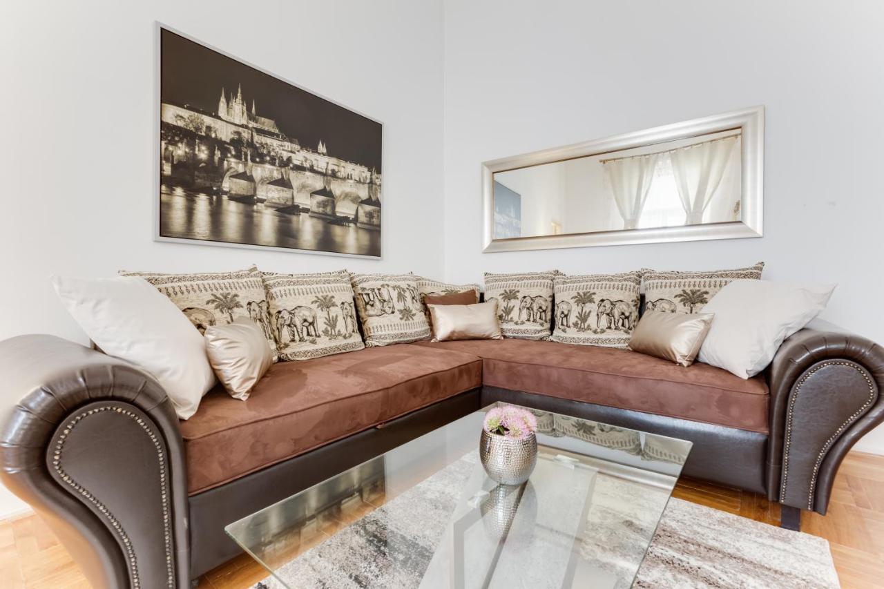 Old Town Royal With Giant Terrace Appartement Prague