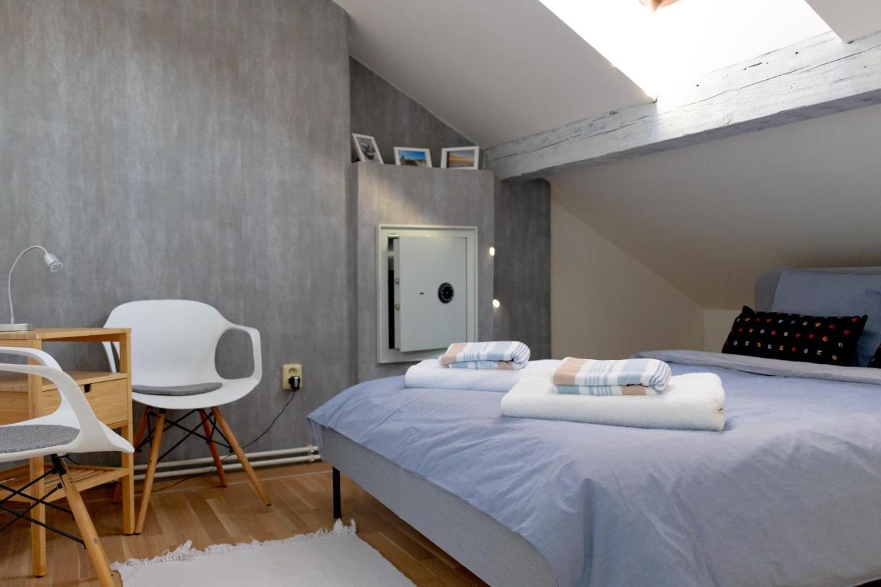 Daire Apartments, Old Town *