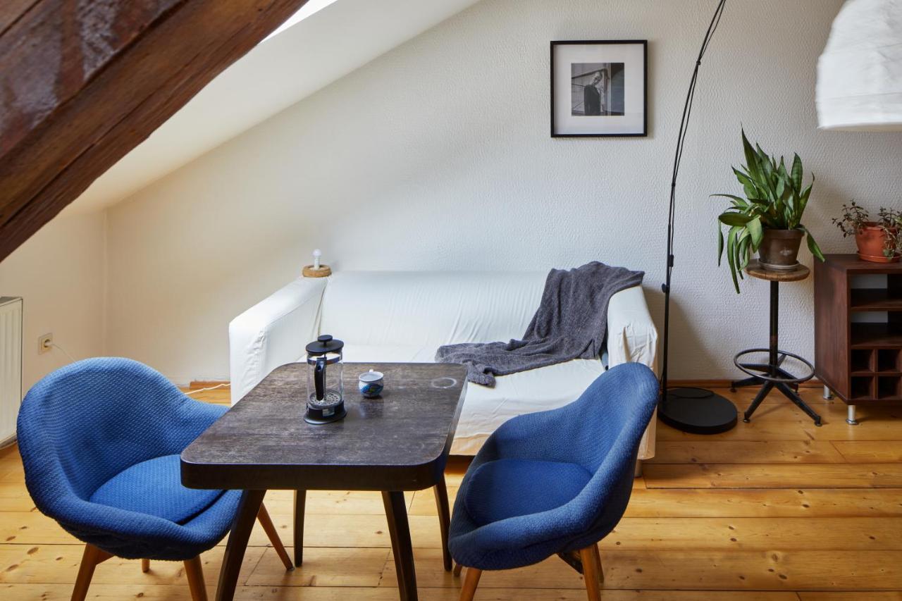 Days - Sunlit Attic Loft In Vinohrady * Prague
