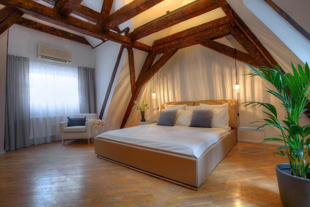 Ericsson Palace Daire Prag