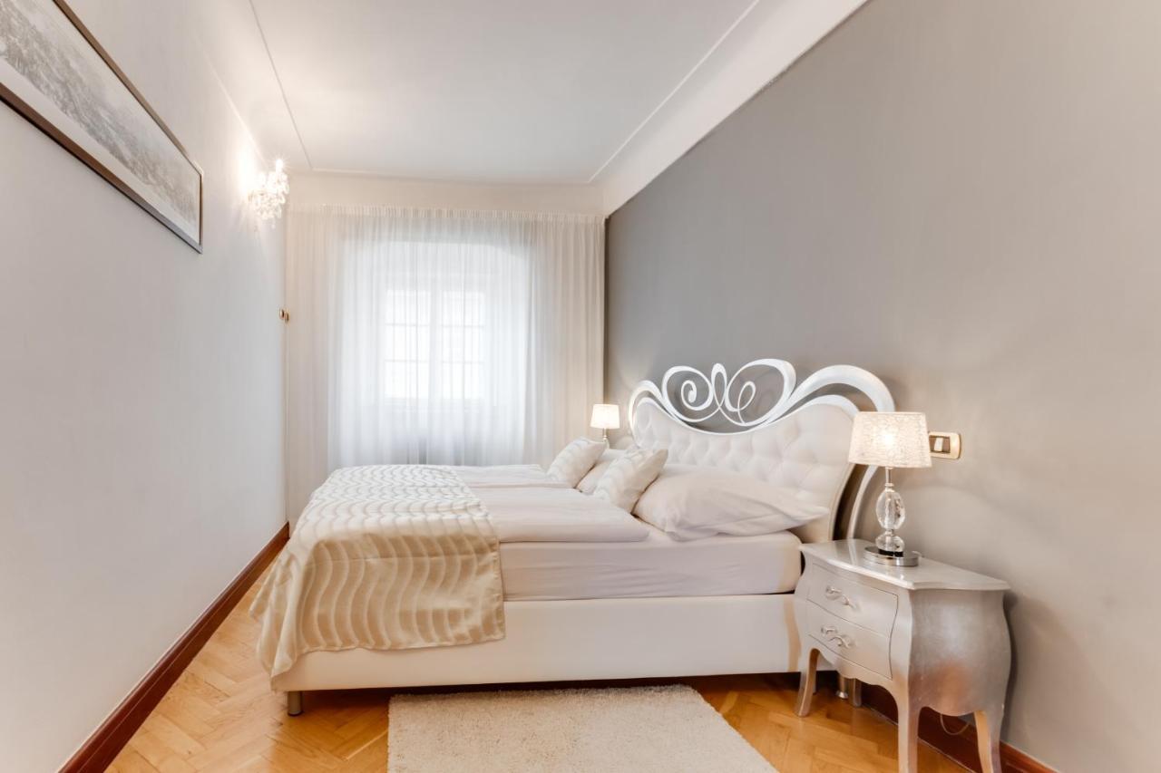Appartement Charles Bridge Royal - Castle District *