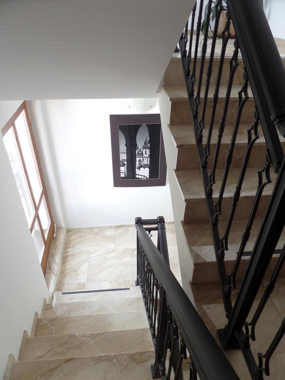 Paldus Guest house