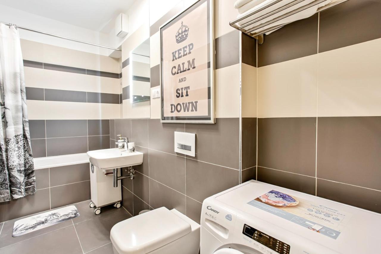 Newly Opened, Designer Opera Appartement