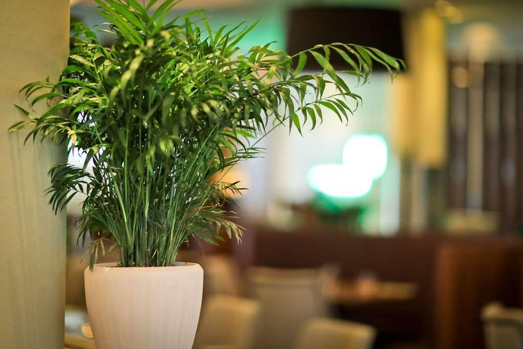 Botanique Hotel 4*