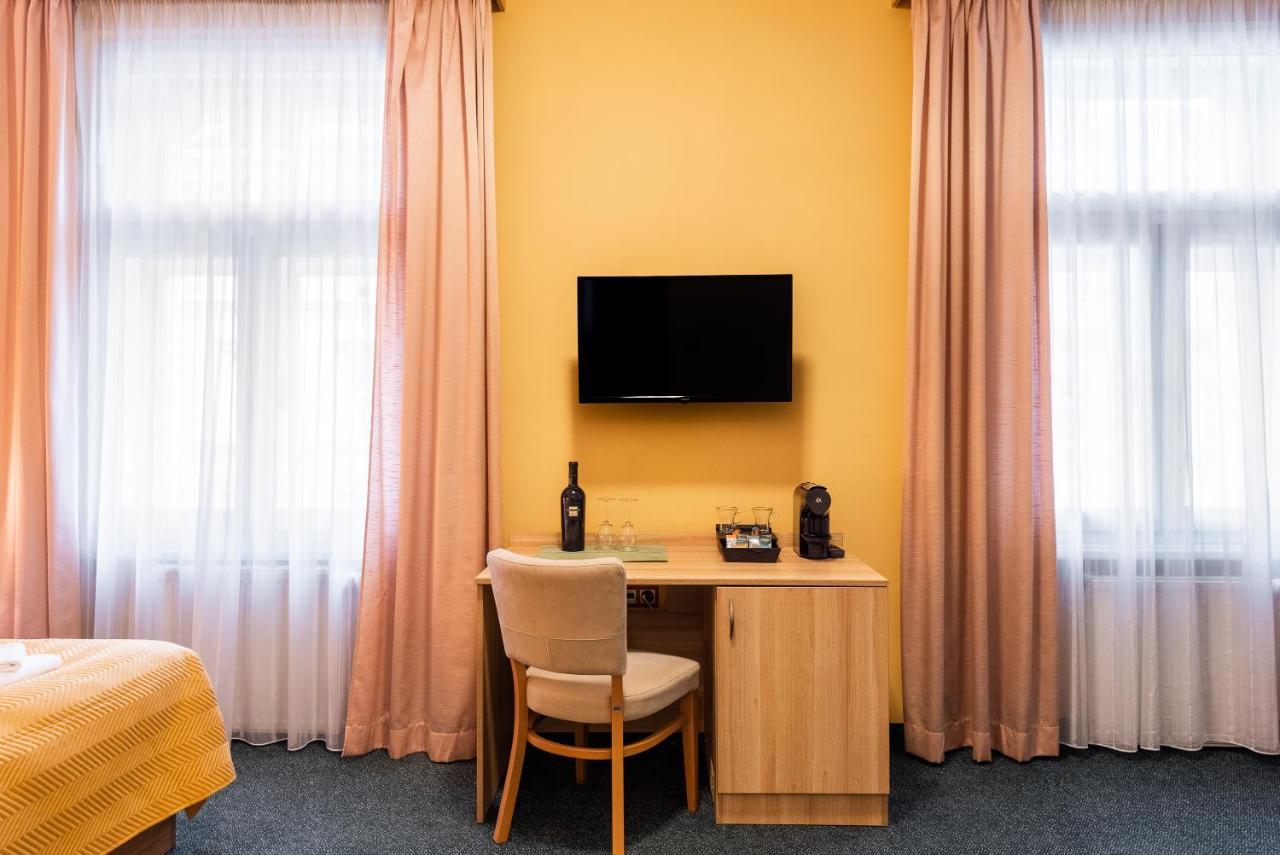 Libero 3* Prague