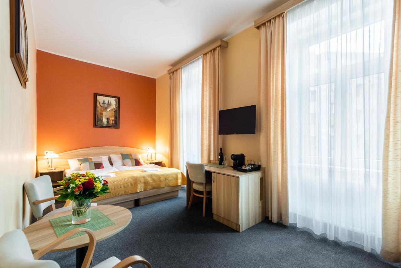 Libero Hotel 3*