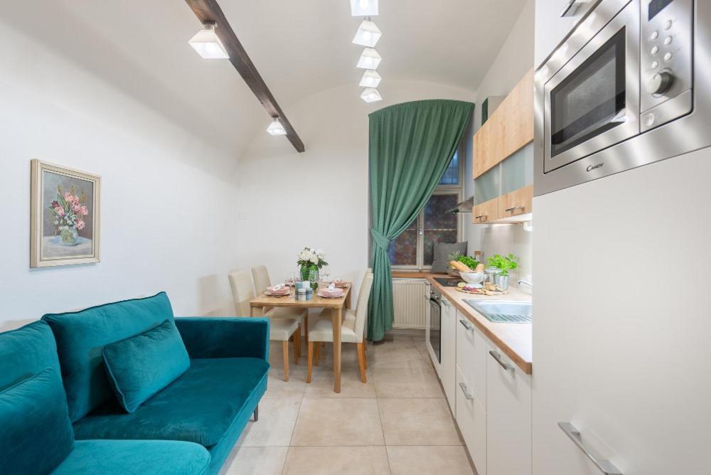 Rose / Romantic & Cozy / City Center Daire *