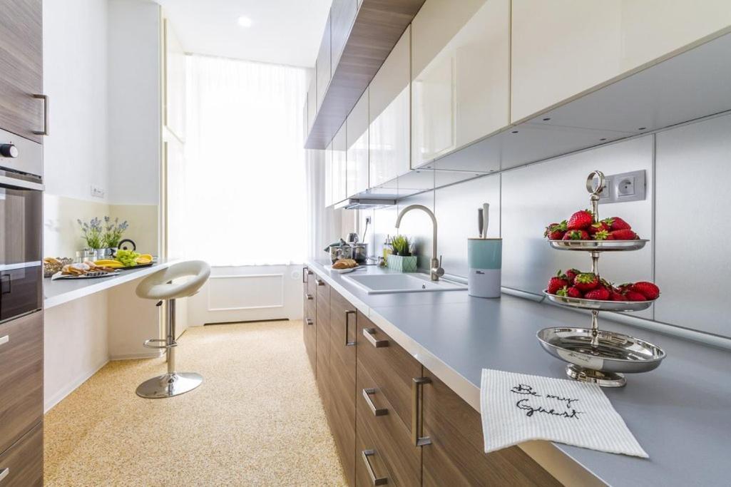 Appartement Stylish 5 Minutes Walk From City Center *