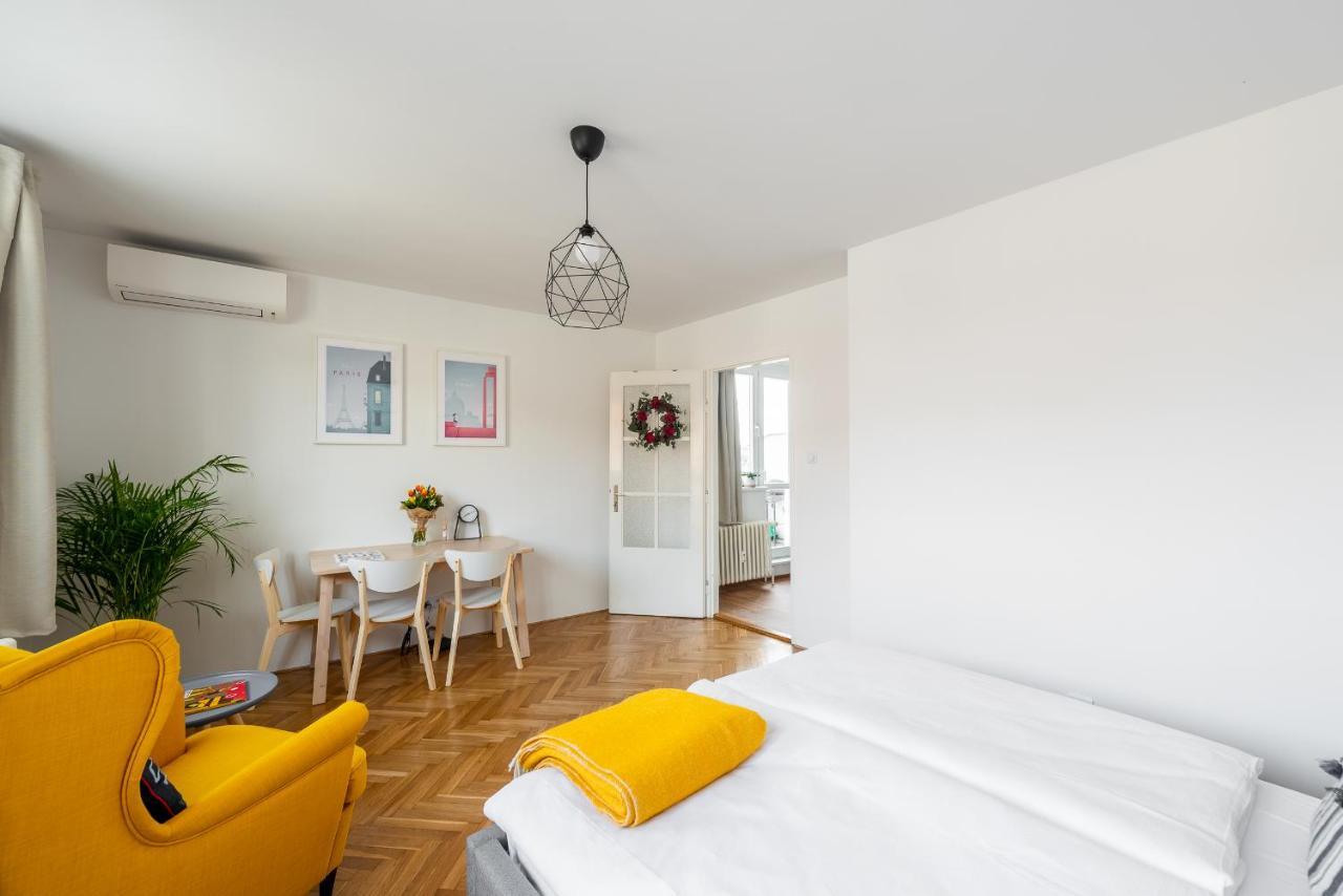 Apartamento Bright Charming With Terrace, Parking & Airco.
