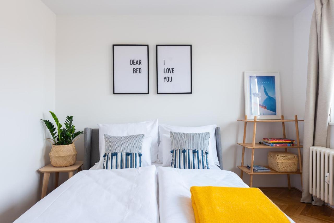 Bright Charming With Terrace, Parking & Airco.