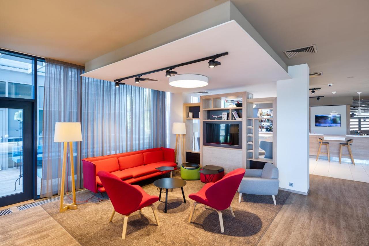 Airport By Ihg Otel 4*