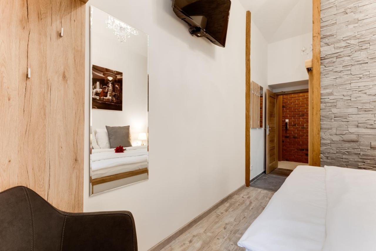 Dream Apt *